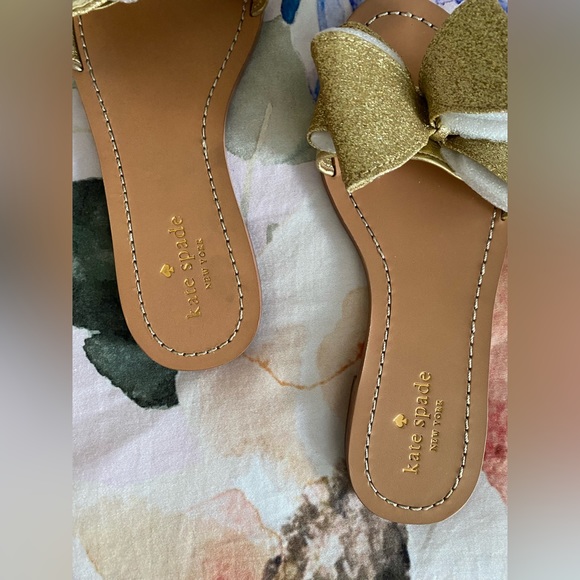 Kate Spade Flip Flops Size 6 1/2 NEW - Picture 3 of 8